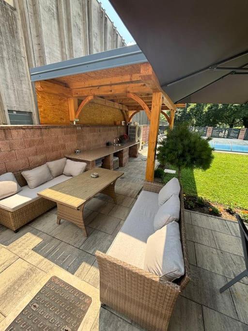 Vila Moste 2 - Free Parking & Pool, Ev Station Ljubljana Dış mekan fotoğraf